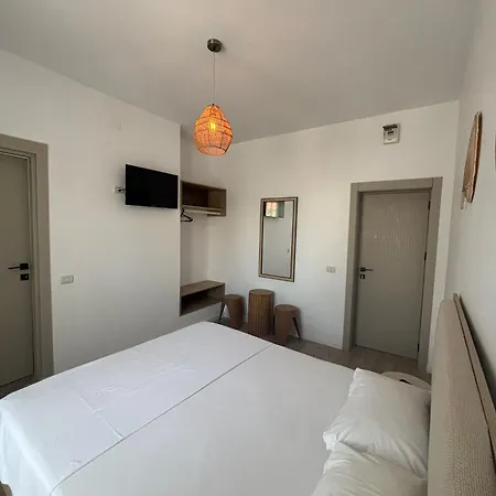 Atlantis Boutique 3* אפורי נורד