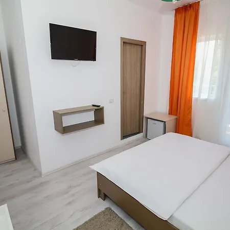 Ξενοδοχείο Atlantis 3*